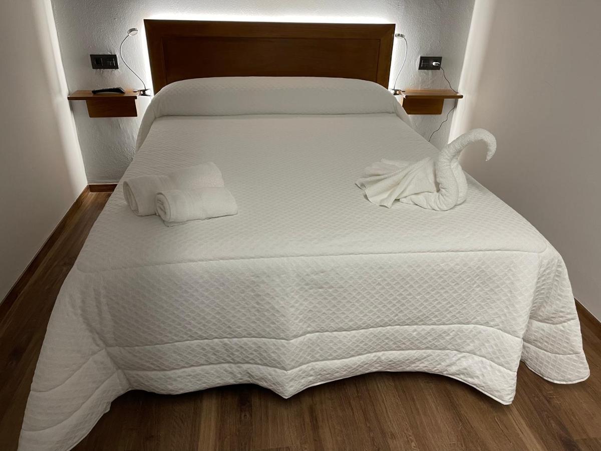 La Era De Lario Habitacion Con Jacuzzi Eksteriør bilde